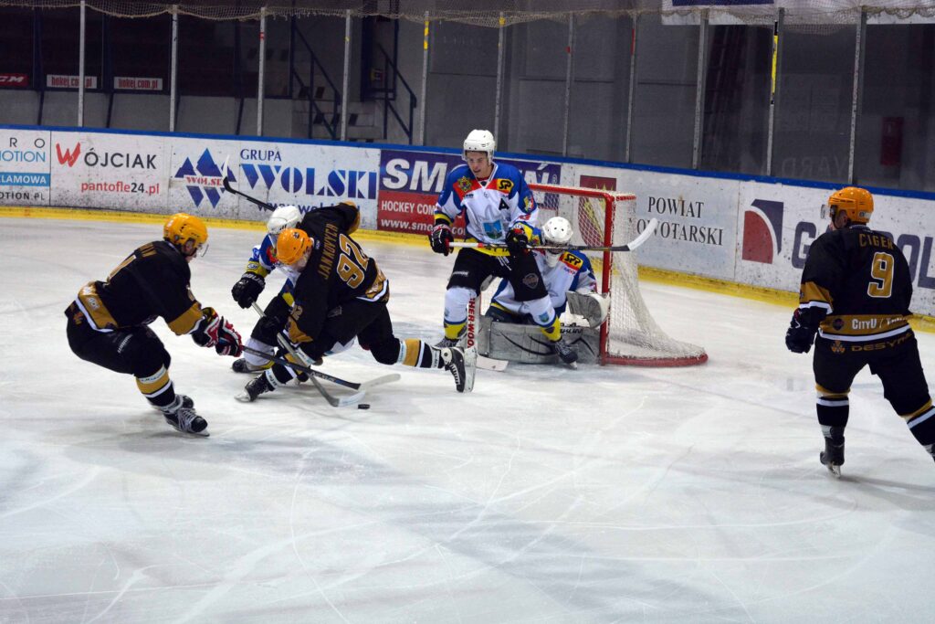 PPWSZ vs GLADIATORS 07 11 2015 photo Robert Maurer (3)
